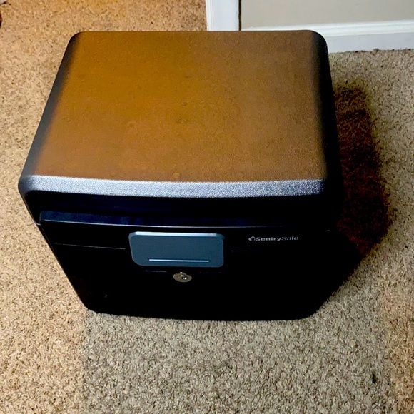 Sentry safe